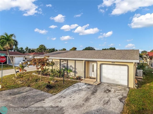 4891 Nw 14th Ave, Deerfield Beach
