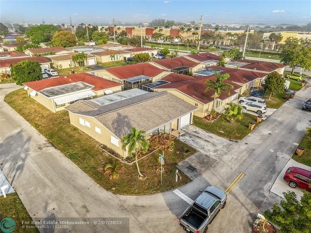 4 of 22 - 4891 Nw 14th Ave, Deerfield Beach, FL