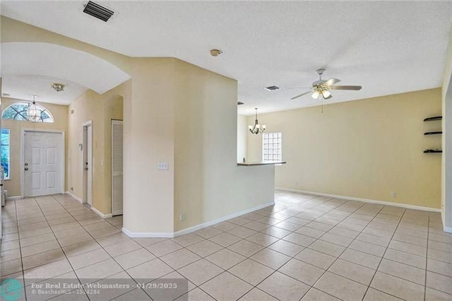 4 of 49 - 4837 Nw 19th St, Coconut Creek, FL