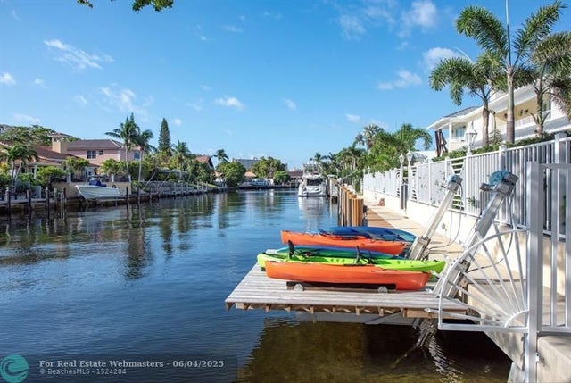 5 of 52 - 57 Fort Royal Isle, Fort Lauderdale, FL