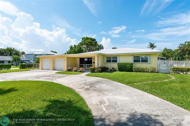 3 of 44 - 2021 Ne 24th St, Lighthouse Point, FL