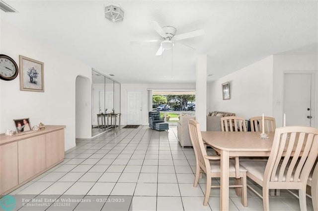 5 of 44 - 2021 Ne 24th St, Lighthouse Point, FL