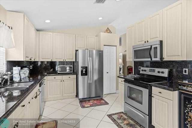 4 of 23 - 6358 Westchester Club Dr, Boynton Beach, FL