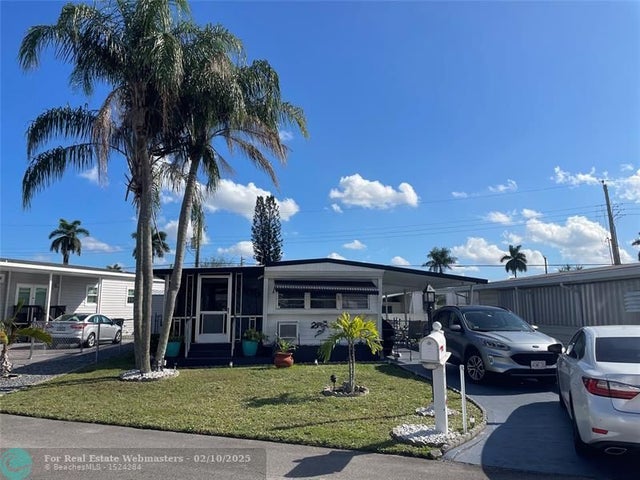 1 of 17 - 8610 Sw 18th Ct, Davie, FL