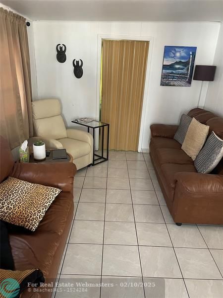 3 of 17 - 8610 Sw 18th Ct, Davie, FL