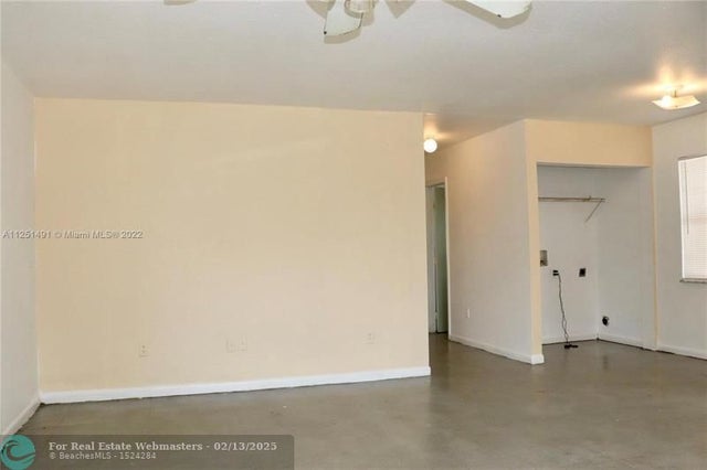5 of 7 - 49 E Metcalfe St, Avon Park, FL