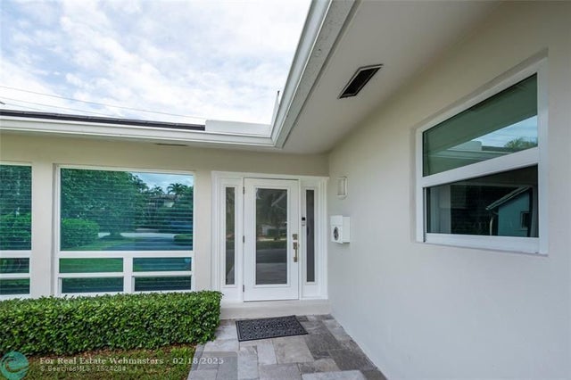 3 of 35 - 2341 Ne 8th, Fort Lauderdale, FL