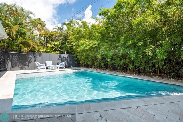 4 of 35 - 2341 Ne 8th, Fort Lauderdale, FL