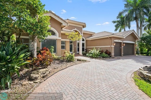 3 of 39 - 19450 Saturnia Lakes Dr, Boca Raton, FL