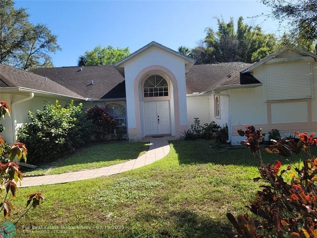 3 of 28 - 584 Laurel Oak Crt. Ne, Palm Bay, FL