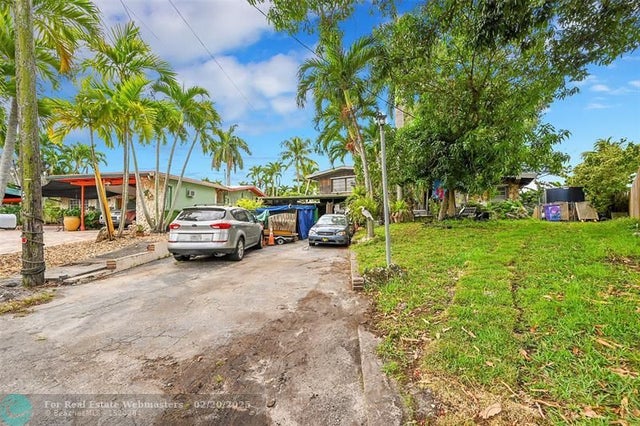 1 of 70 - 2655 Flamingo Ln, Fort Lauderdale, FL