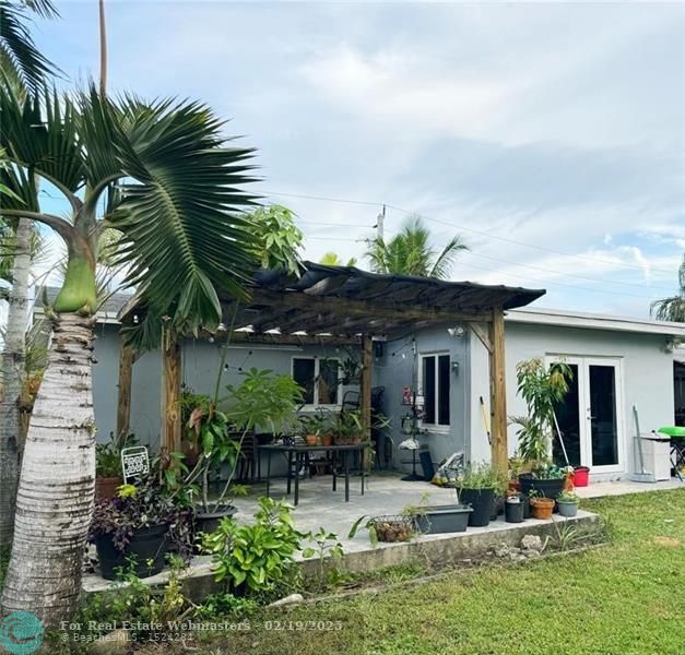 1 of 2 - 391 Sw 65th Ave, Margate, FL