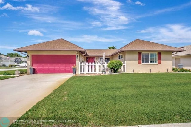 1 of 42 - 10260 Greentrail Dr N, Boynton Beach, FL
