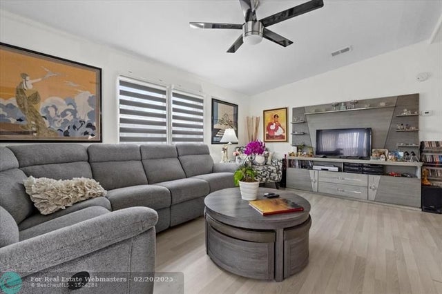 3 of 40 - 5343 Nw 4th Ter, Deerfield Beach, FL