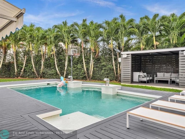 2 of 80 - 4092 Nw 88 Terrace, Cooper City, FL