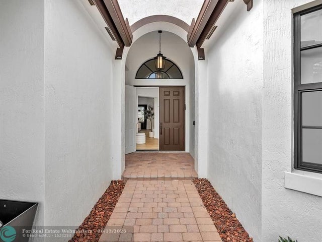 5 of 80 - 4092 Nw 88 Terrace, Cooper City, FL