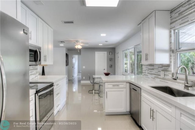 5 of 26 - 4500 Sw 38th Ter, Fort Lauderdale, FL