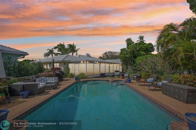 2 of 39 - 3820 Ne 29th Ave, Lighthouse Point, FL