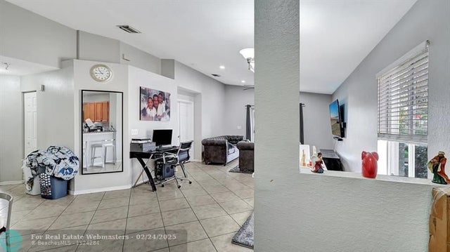 4 of 47 - 4558 Sw 125th Ln, Miramar, FL