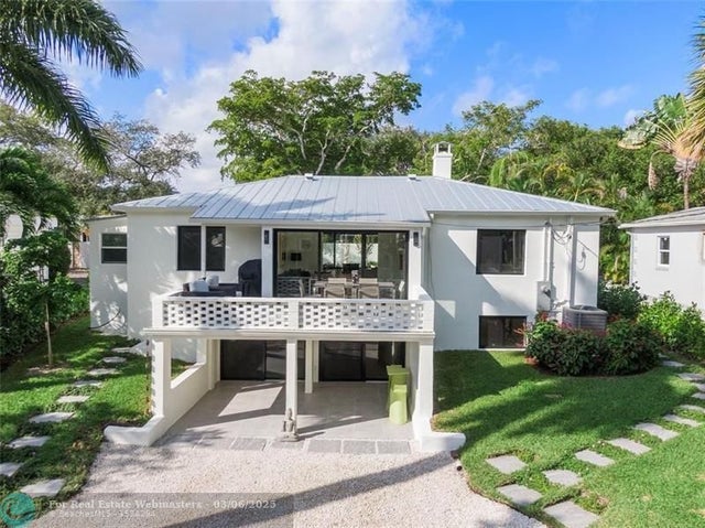 1 of 32 - 450 N Victoria Park Rd, Fort Lauderdale, FL
