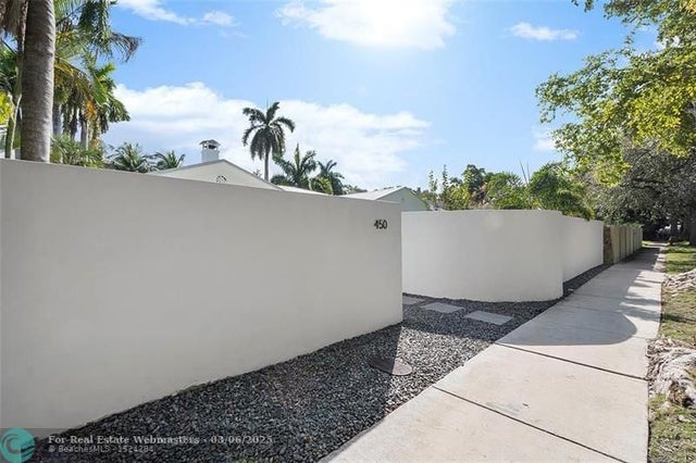 4 of 32 - 450 N Victoria Park Rd, Fort Lauderdale, FL