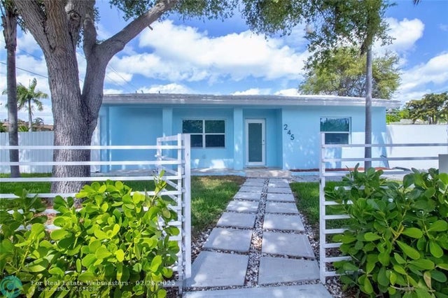 1 of 28 - 245 Sw 20th St, Fort Lauderdale, FL