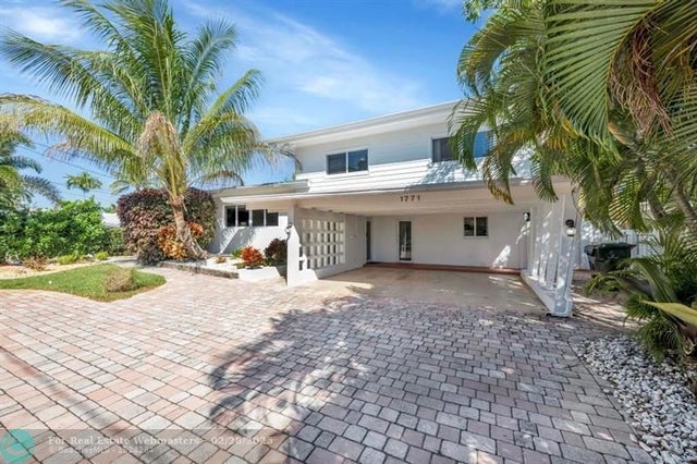 2 of 44 - 1771 Ne 35th St, Oakland Park, FL