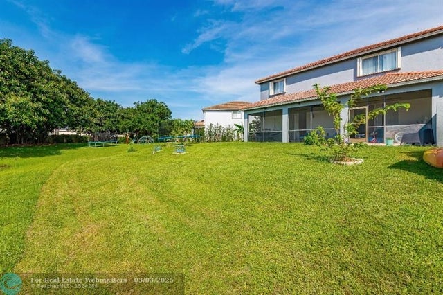 5 of 24 - 10074 Boca Vista Dr, Boca Raton, FL