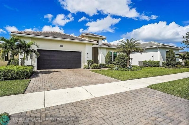2 of 75 - 5395 5395 Saint Vincent Lane, Loxahatchee, FL