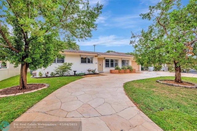 3 of 80 - 2500 Ne 22nd Ct, Pompano Beach, FL