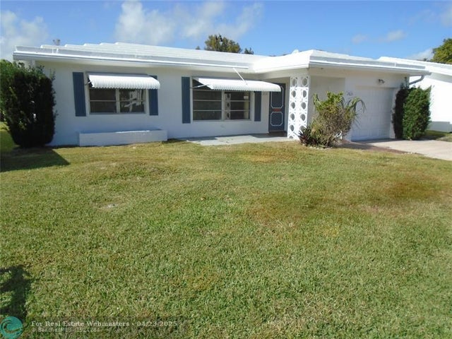1 of 26 - 2631 W Golf Blvd, Pompano Beach, FL