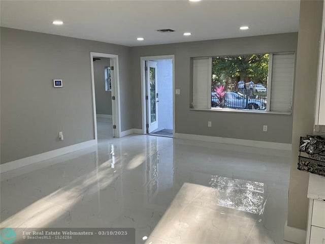 4 of 43 - 3221 Nw 11th Ct, Miami, FL