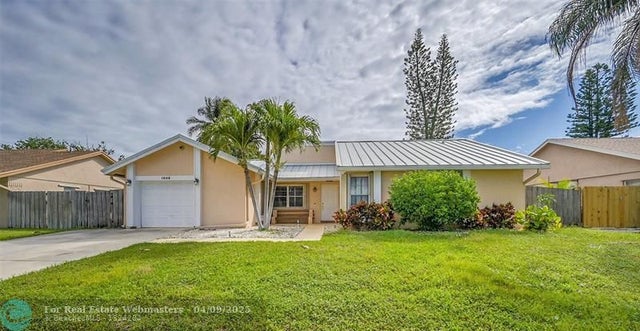 2 of 29 - 1046 Nw 10th St, Boynton Beach, FL