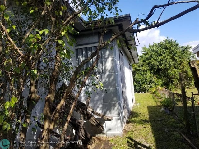 2 of 6 - 2605 Nw 13th Ct, Fort Lauderdale, FL