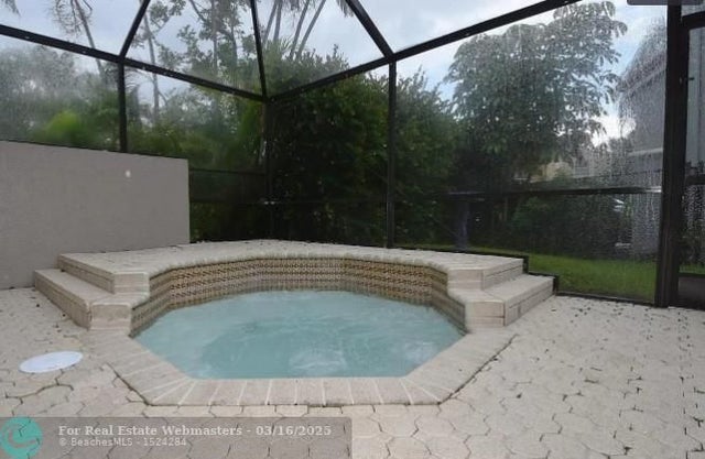 1 of 2 - 173 Nw 118th Dr, Coral Springs, FL
