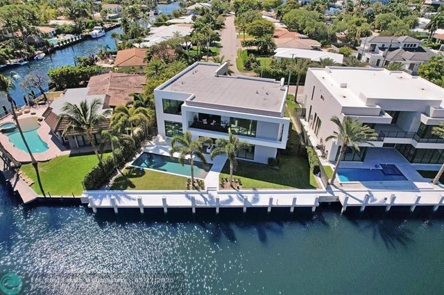 2 of 25 - 4232 E Tradewinds Ave, Lauderdale By The Sea, FL