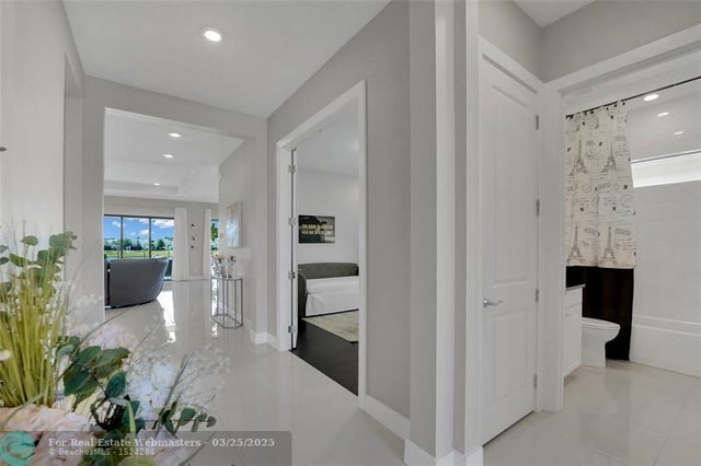 3 of 43 - 15798 Cresswind Pl, The Acreage, FL