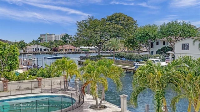 4 of 35 - 3100 Ne 47th St, Fort Lauderdale, FL