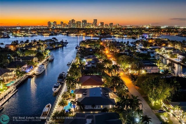 5 of 100 - 2520 Del Lago Dr, Fort Lauderdale, FL