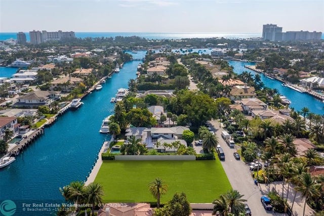 5 of 7 - 2455 Del Lago Dr, Fort Lauderdale, FL