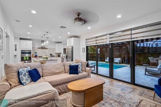 5 of 29 - 605 Ne 15th Ave, Fort Lauderdale, FL