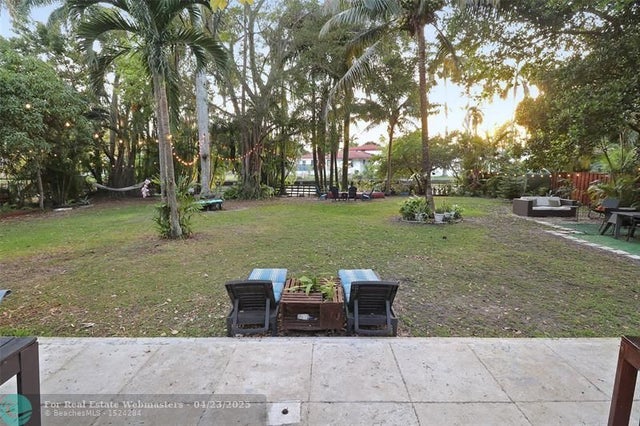 3 of 42 - 11410 Griffing Bl, Biscayne Park, FL