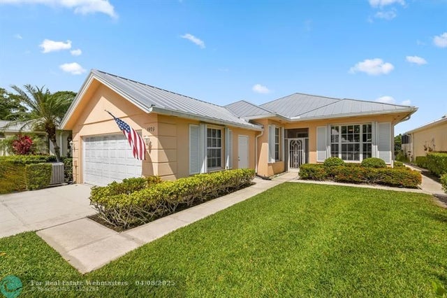 1 of 61 - 1909 Sw York Ln, Palm City, FL