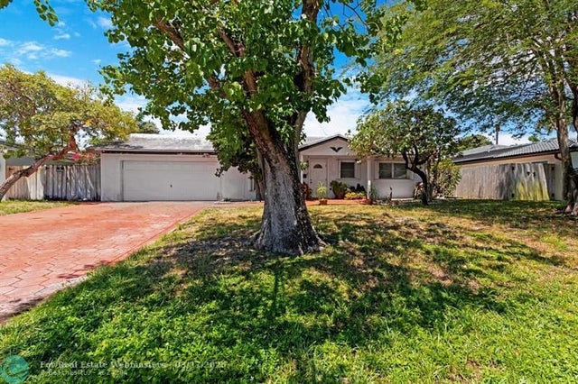3 of 46 - 5713 Ne 17th Ave, Fort Lauderdale, FL