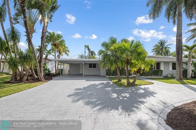 2 of 30 - 2936 Coral Shores Dr, Fort Lauderdale, FL