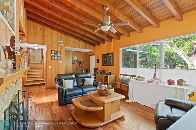 2 of 15 - 5500 Woodland Ln, Fort Lauderdale, FL