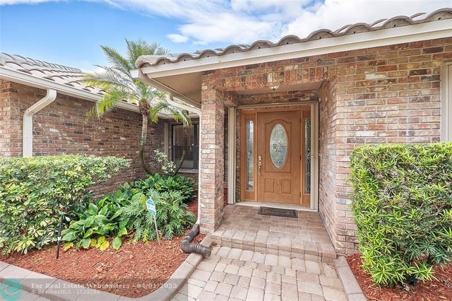 3 of 38 - 10866 Nw 14th St, Coral Springs, FL