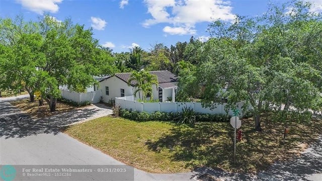 1 of 20 - 1640 Nw 5 Th Ave, Fort Lauderdale, FL