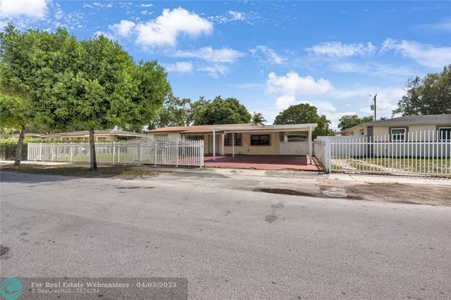 5 of 49 - 3260 Nw 174th St, Miami Gardens, FL