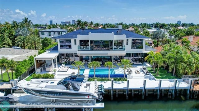3 of 72 - 409 Isle Of Capri Dr, Fort Lauderdale, FL